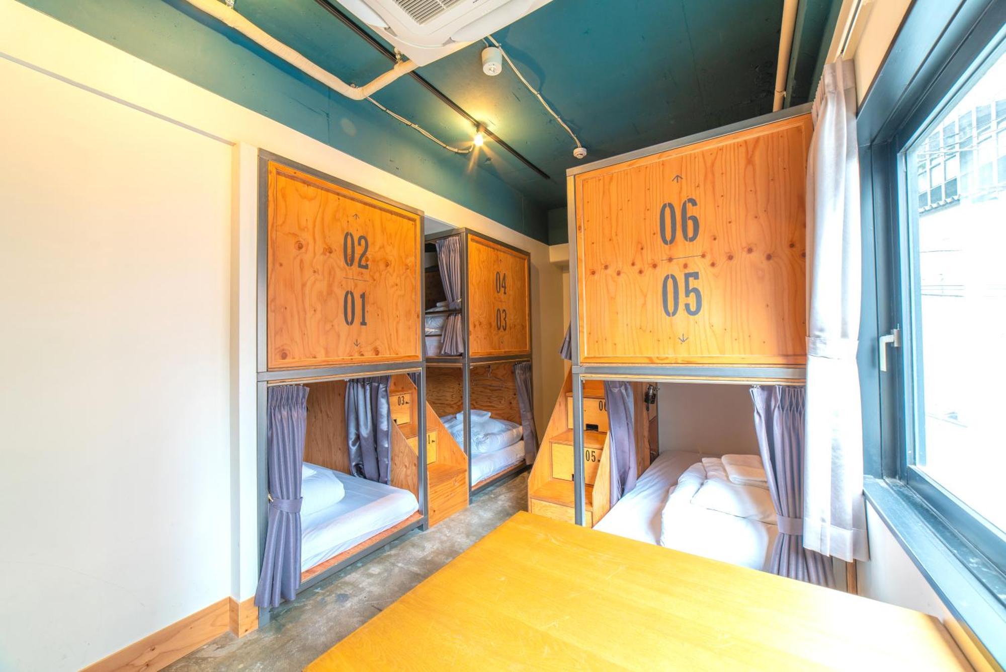 Bed 6-Bed Female Dormitory Room