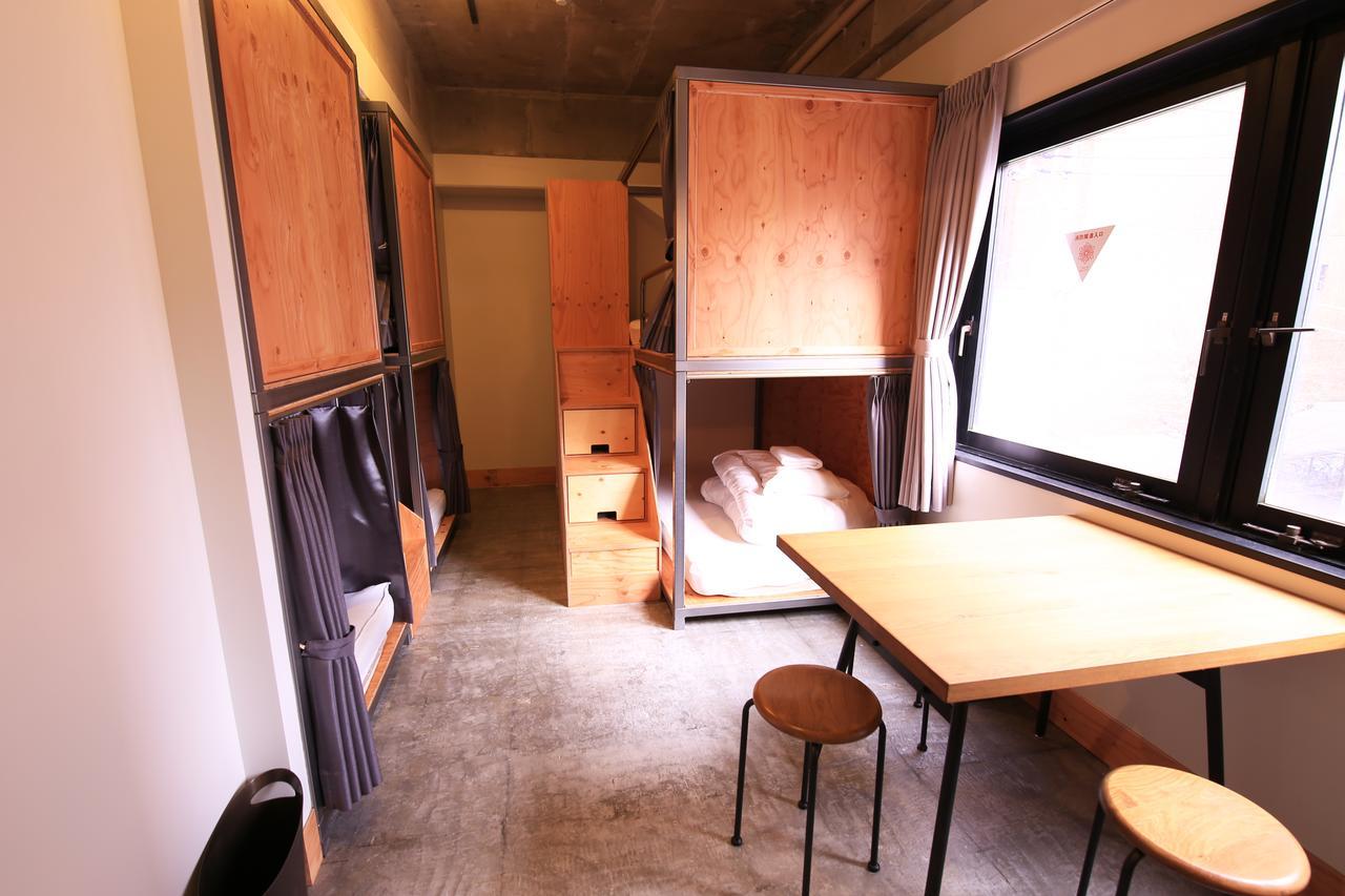 Bed 6-Bed Female Dormitory Room